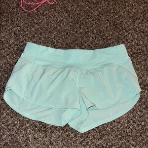 Lululemon size 4 shorts